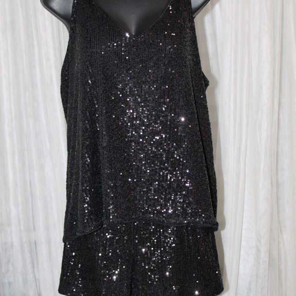 Express Black Sequin Tank Top (XL) Sleeveless Camisole and Shorts . (M) - Picture 3 of 9